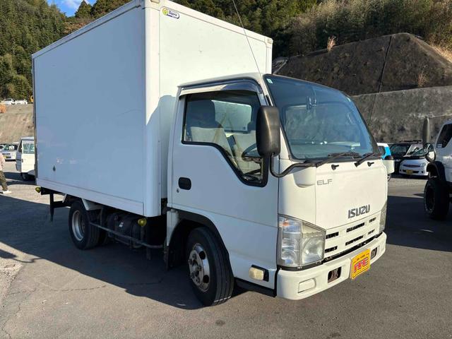 ISUZU ELF TRUCK 2014